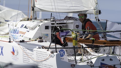 016-minitransat-2015-depart-.jpg