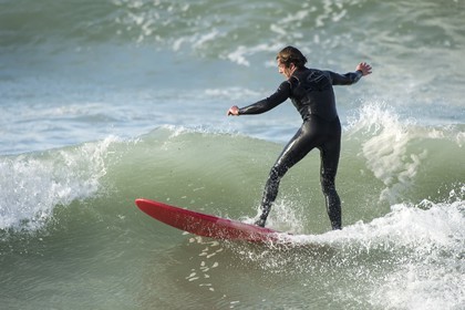 091-Surf