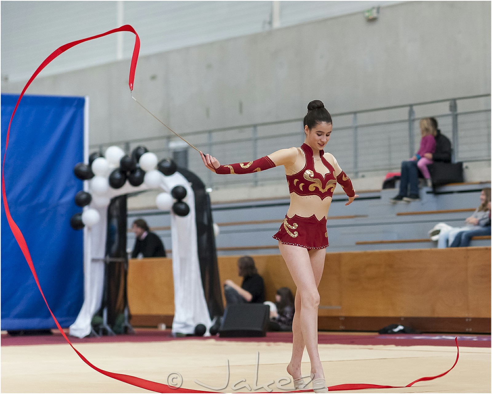 R3-39-03-CONAN Lucile