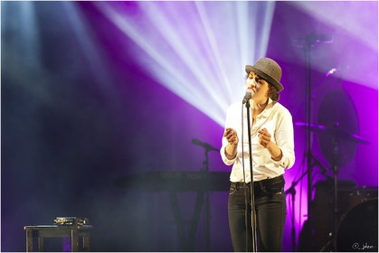 43- Camélia JORDANA (Bénodet 2011)