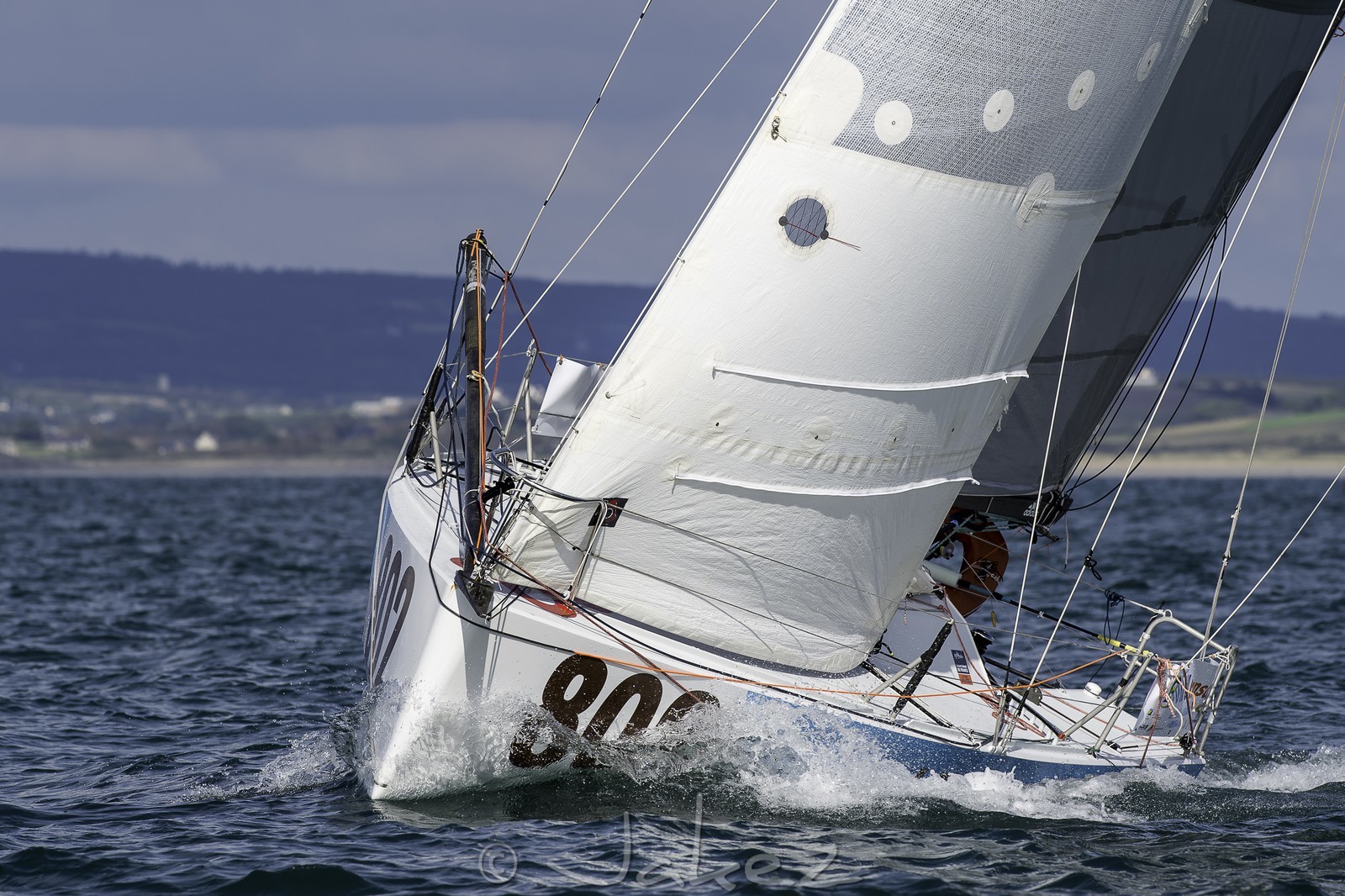 085-minitransat-2015-depart-.jpg