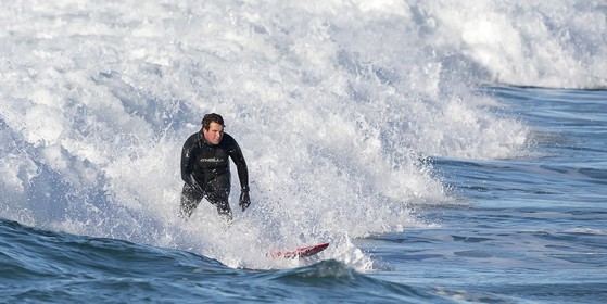 033-Surf
