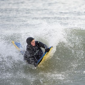 055-Surf