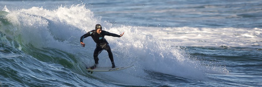 045-Surf