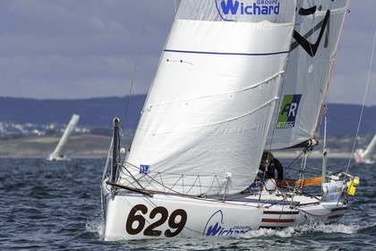 104-minitransat-2015-depart-.jpg