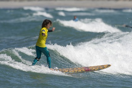 196-Surf
