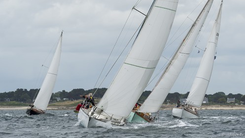 (031)-081-Belle Plaisance 2014