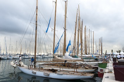 CAN2012-0044