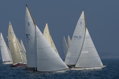 021-8M JI World Cup 2014