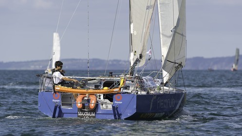 010-minitransat-2015-depart-.jpg