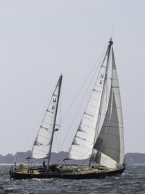 18-pen-duick-ii-diam-24.jpg