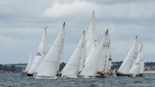 (029)-009-Belle Plaisance 2014