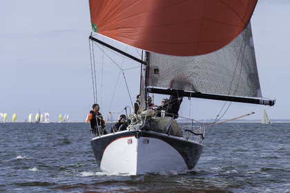 083-irc.jpg