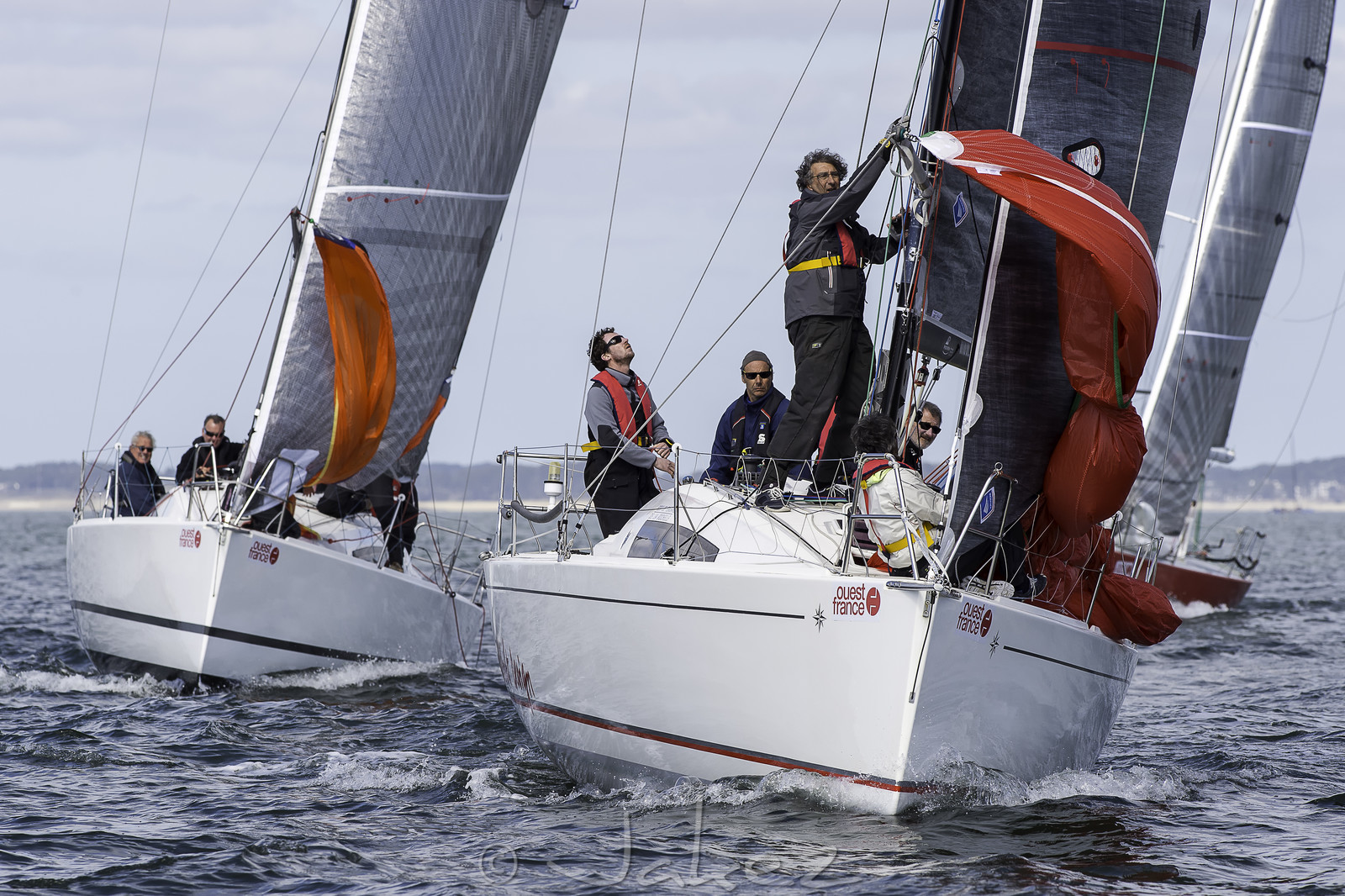 095-irc.jpg