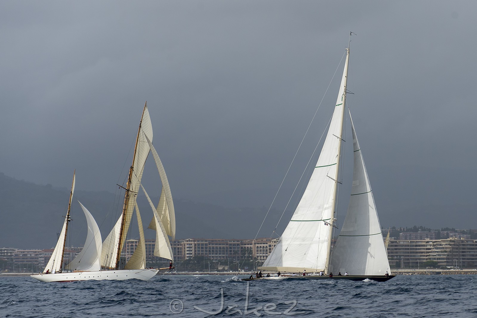 CAN2012-2051