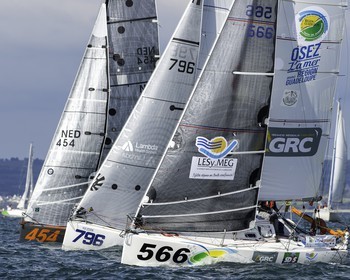 124-minitransat-2015-depart-.jpg