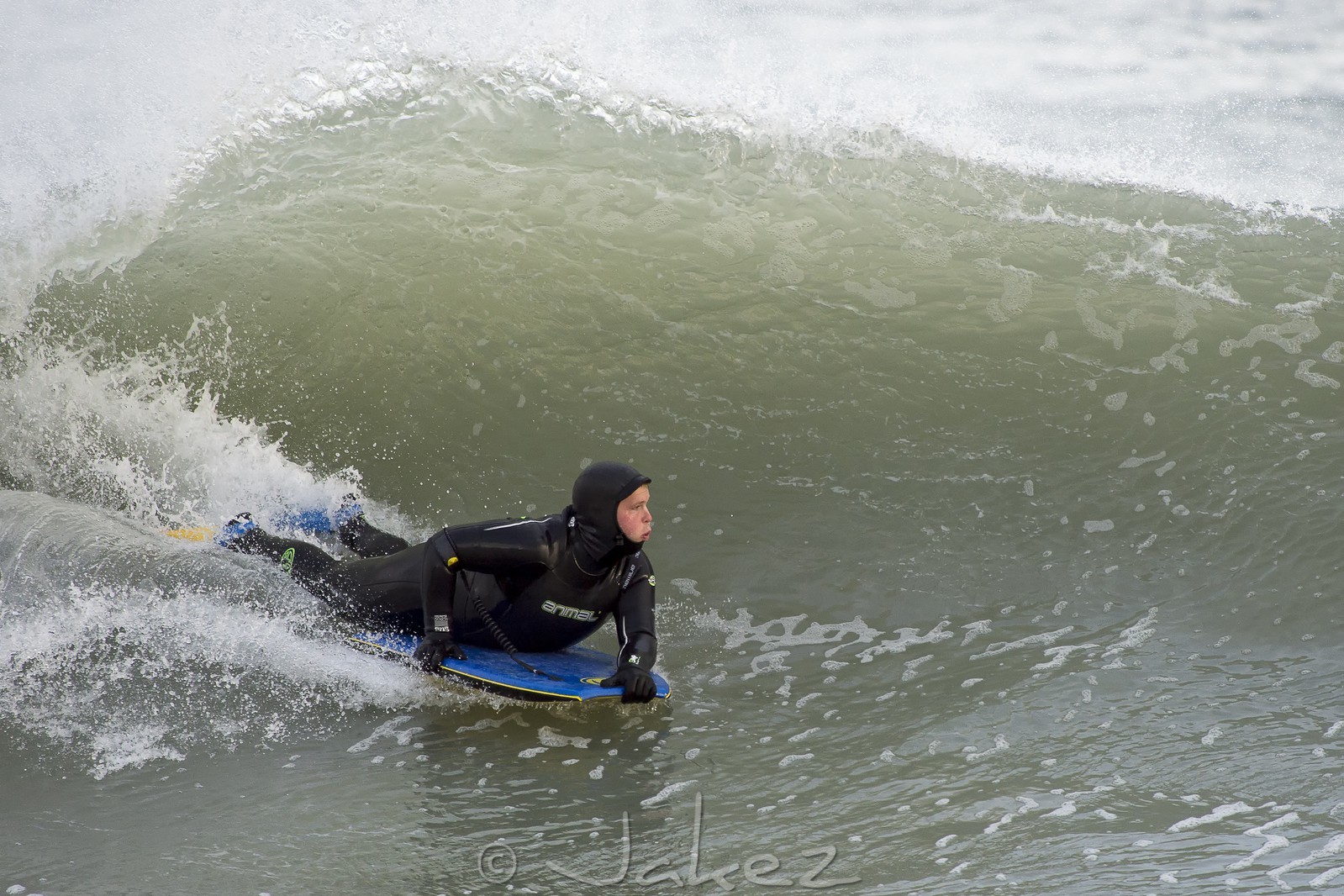 053-Surf